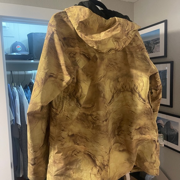 Travis Rice First Class Gore-Tex Shell Jacket - Picture 7 of 11